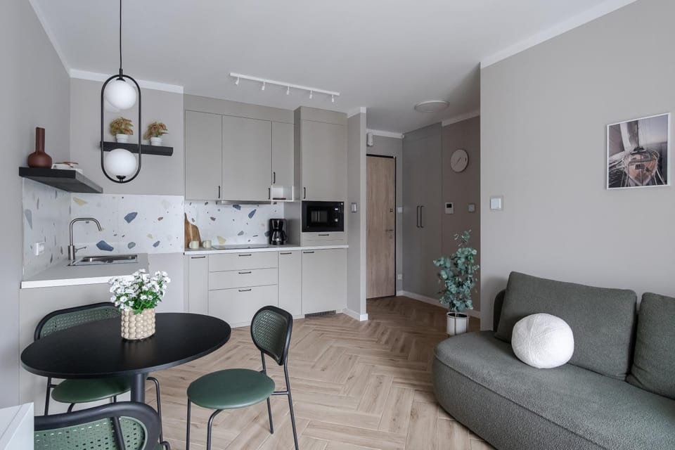 Living room, Seating area, Dining area, oven, stove