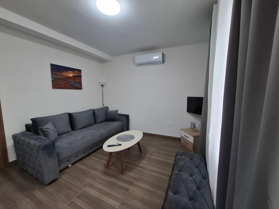 Apartman Lazovic Prcanj Apartment in Kotor Municipality