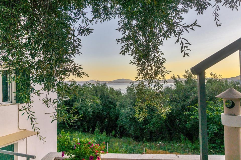 Lemon Tree House Apartment in Corfu, Greece