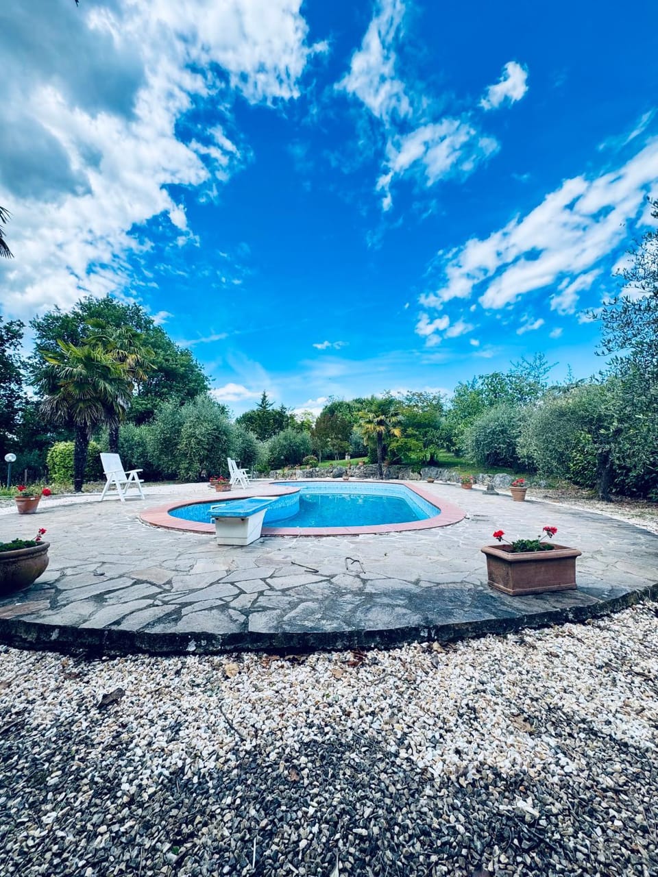 Swimming pool