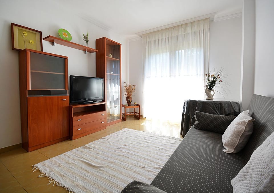 Off site, TV and multimedia, Living room, Bedroom