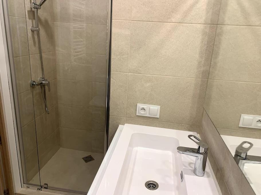 Piso luminoso en Villaviciosa Apartment in Villaviciosa