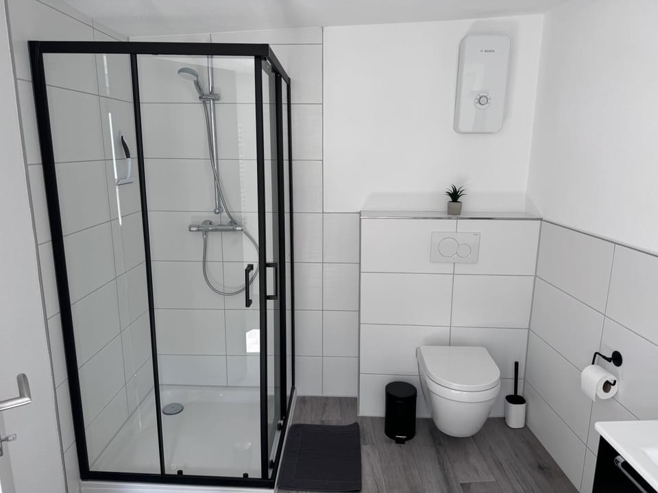 Shower, Toilet, Bathroom