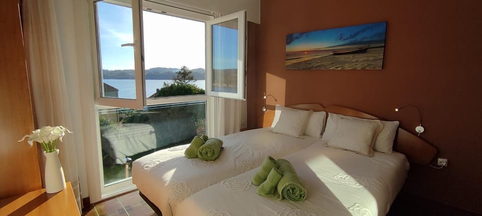Bedroom, Sea view