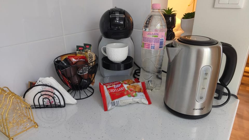 Coffee/tea facilities, Kitchen or kitchenette