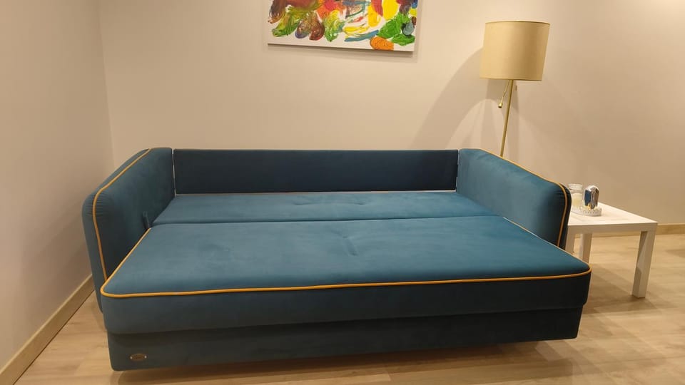 Bed, Living room, Seating area