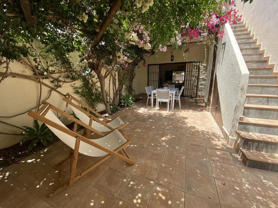 Patio, Garden, Garden, Balcony/Terrace