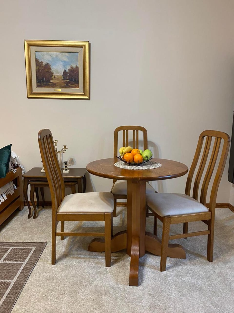 Seating area, Dining area