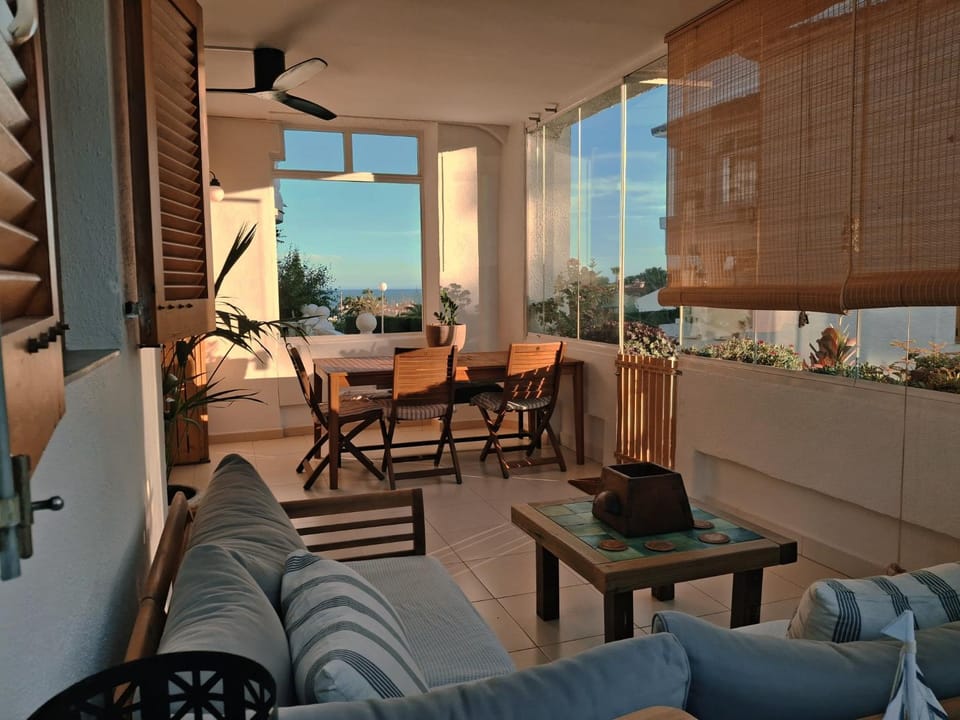 View (from property/room), Balcony/Terrace, Seating area, Dining area