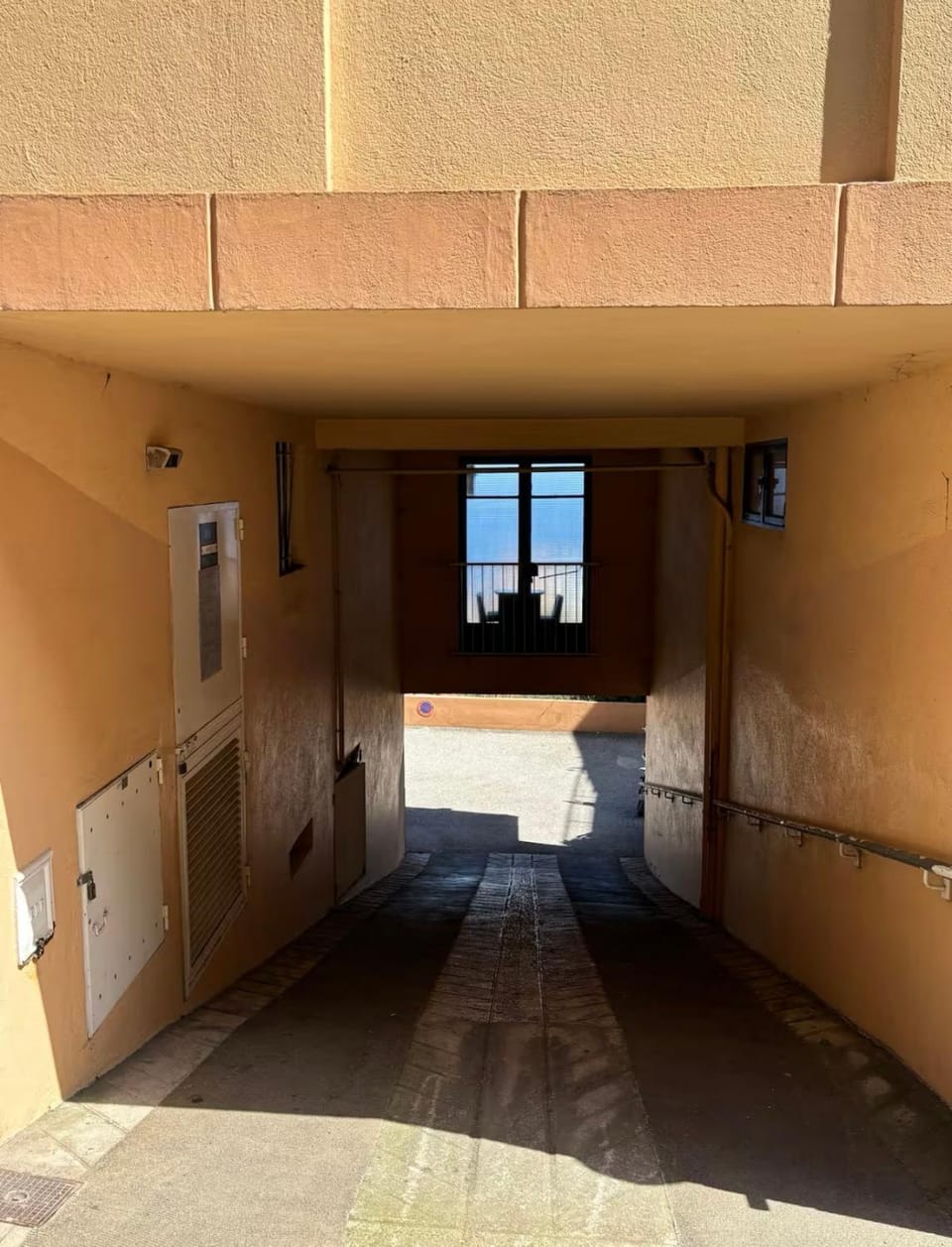 Appartement tout confort & Parking Apartment in Avenue du Carnier