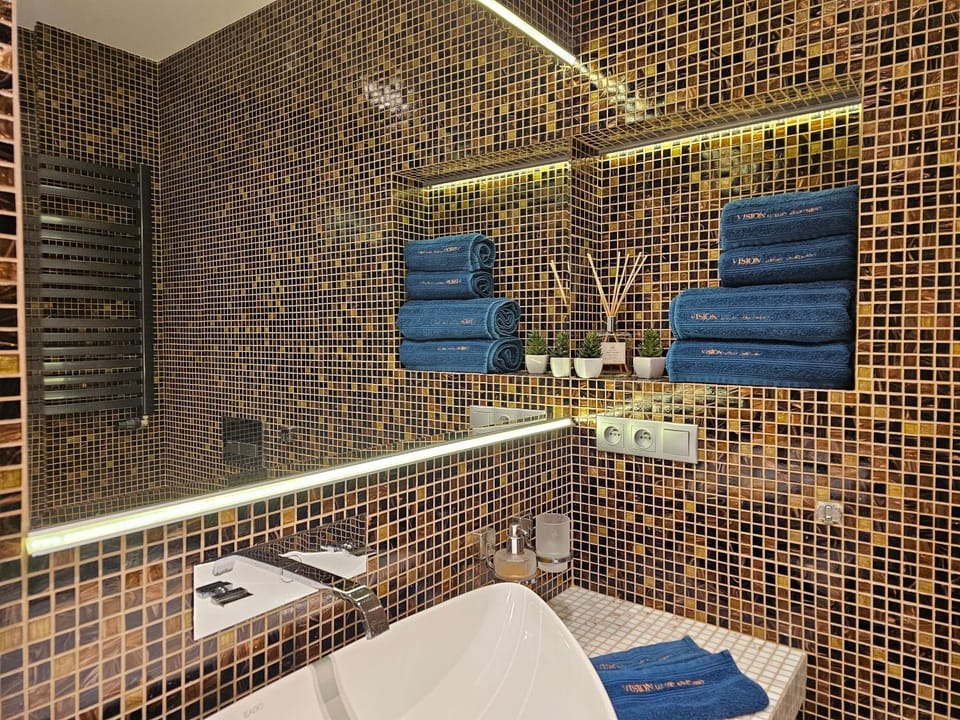 Vision Luxury Apartment Rynek Apartment in Wroclaw