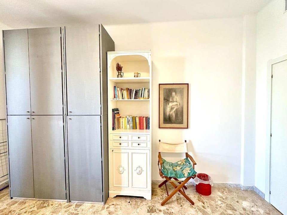 Library, Seating area, wardrobe