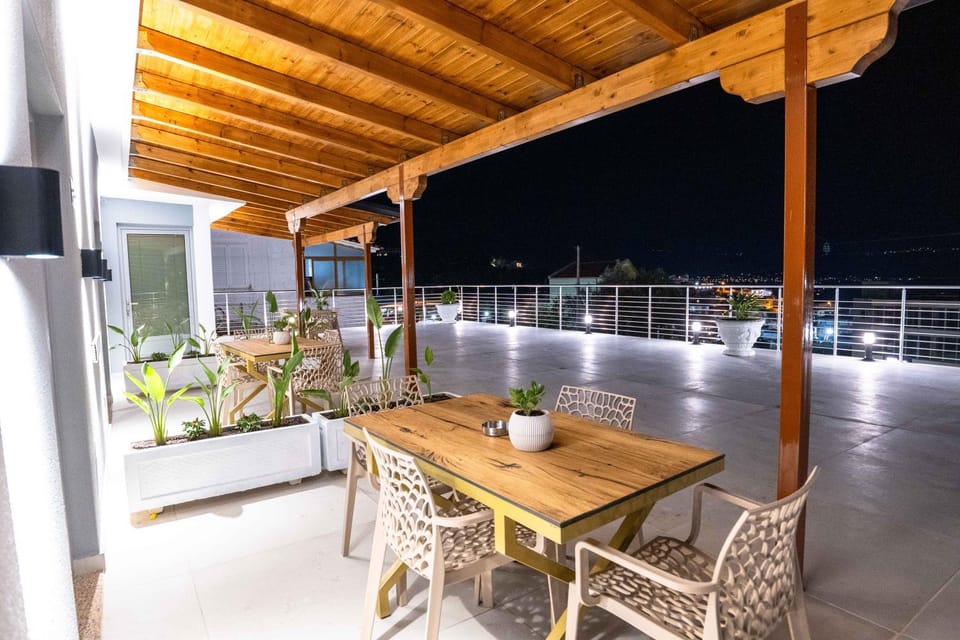 Hotel&Apartaments -Villa Hasani 24 Apartment in Sarandë