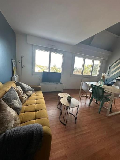 Appartement Trouville Duplex piscine chauffée Apartment in Deauville