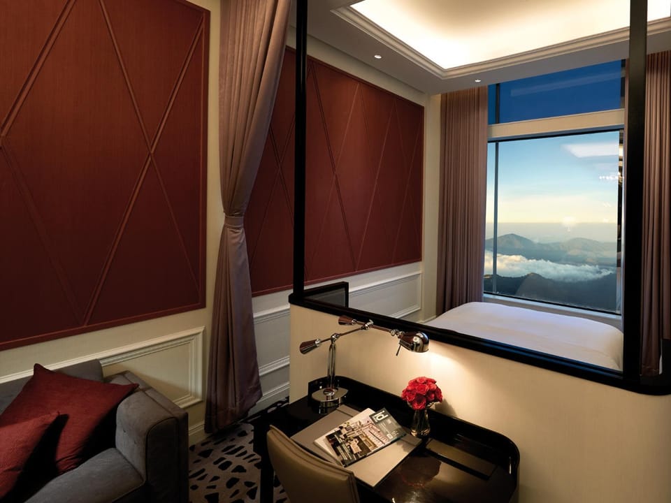 Coffee/tea facilities, View (from property/room), Bedroom, room service