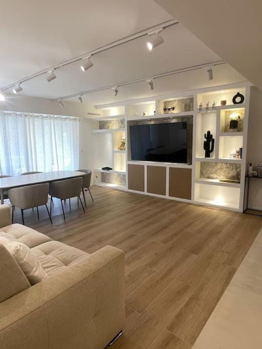 Appartement 4 pièces de luxe à Juan-les-Pins Apartment in Antibes