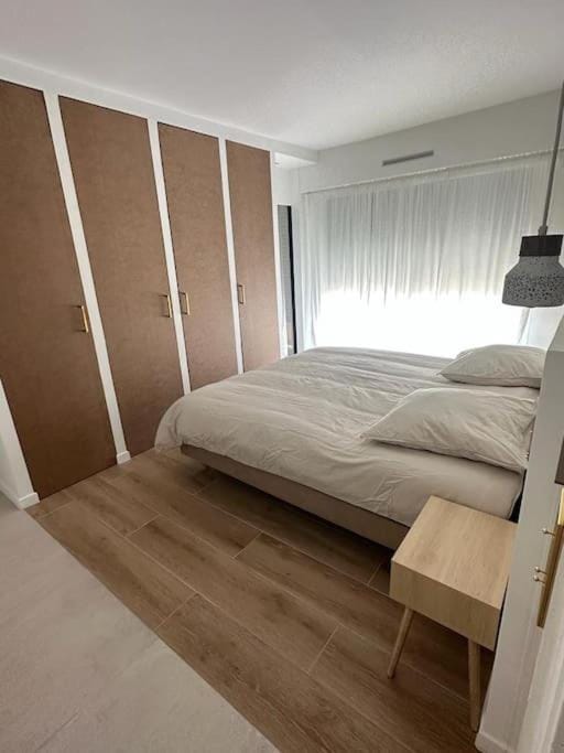 Appartement 4 pièces de luxe à Juan-les-Pins Apartment in Antibes