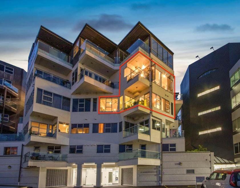 3 Bedroom Split Level 125sqm Sub Penthouse in St Marys Bay Apartment in Auckland