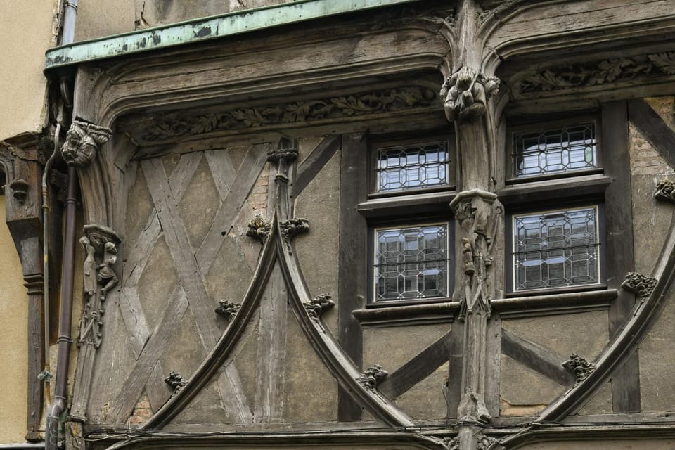 Property building, Facade/entrance