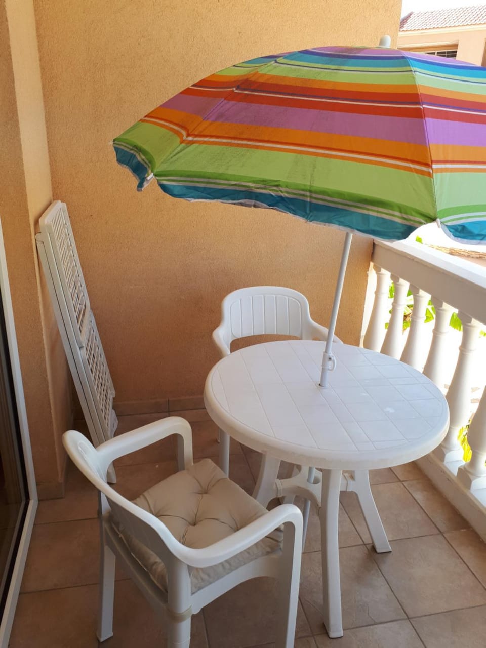 Chill Out Tenerife Sud - monolocale con piscina riscaldata Apartment in Costa del Silencio