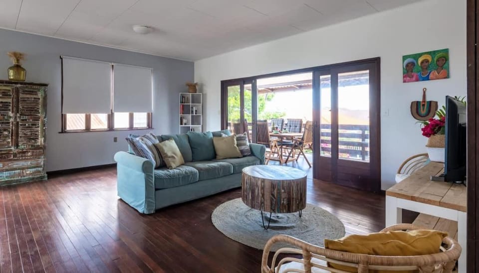 Oasis on the Hill Villa in Willemstad