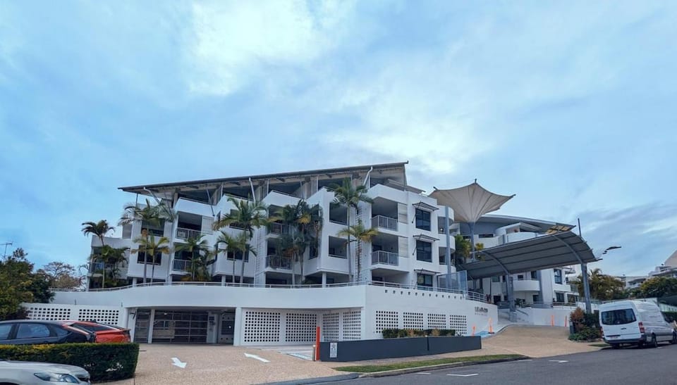 Beach and Breeze Apartment in Sunshine Coast