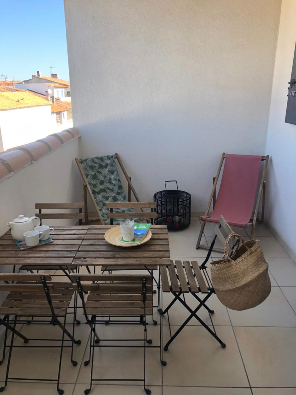 Appartement cosy Le Bohème, à 300m des plages et animaux acceptés 2eme étage Apartment in Saintes-Maries-de-la-Mer