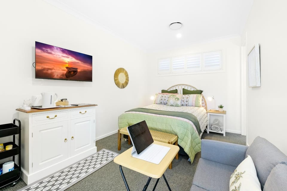 Room 4 Two Bed and Breakfast in Alstonville