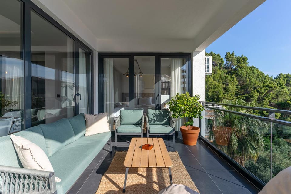 View (from property/room), Balcony/Terrace