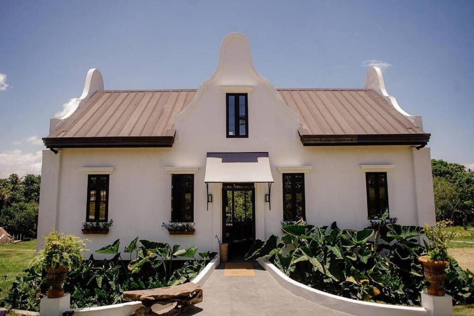 Nami Carolina, Your Weekend Home near Tagaytay House in Calabarzon