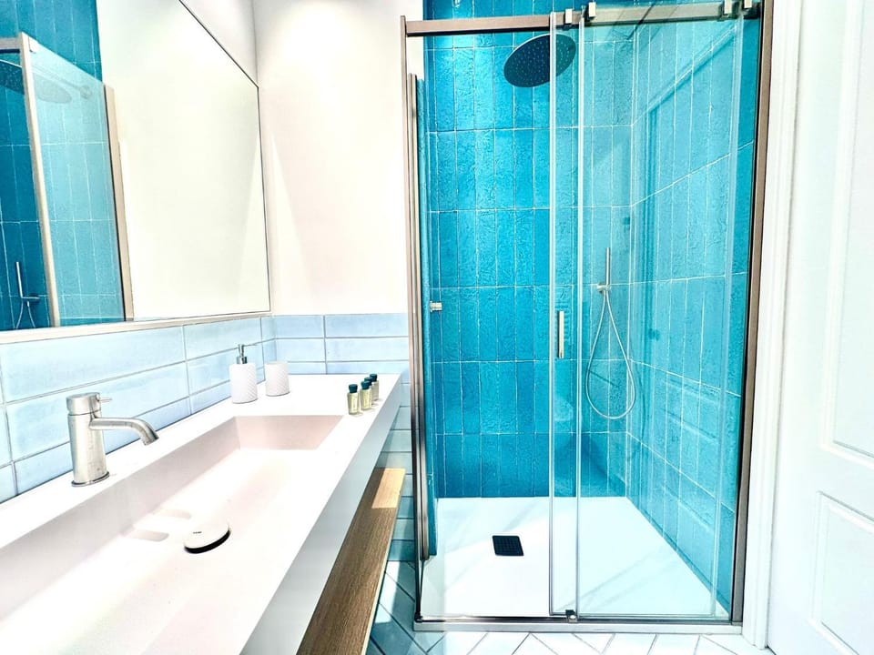 Shower, Bathroom