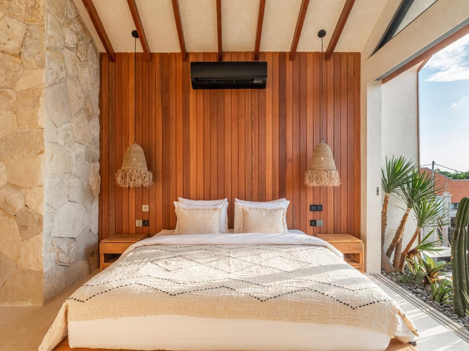 Bed, Bedroom, air conditioner