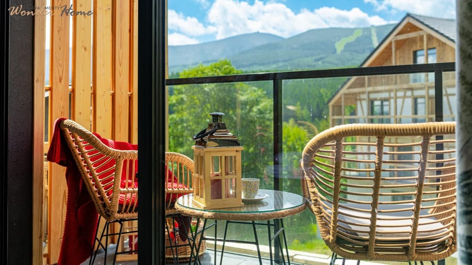 Day, Natural landscape, View (from property/room), Balcony/Terrace, Mountain view