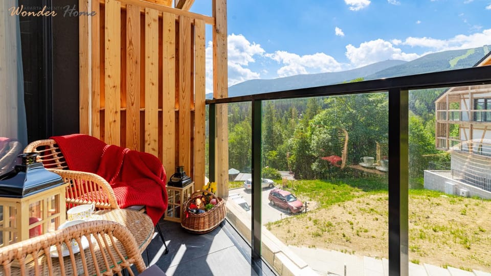 Property building, Spring, Day, Natural landscape, View (from property/room), Balcony/Terrace, Mountain view