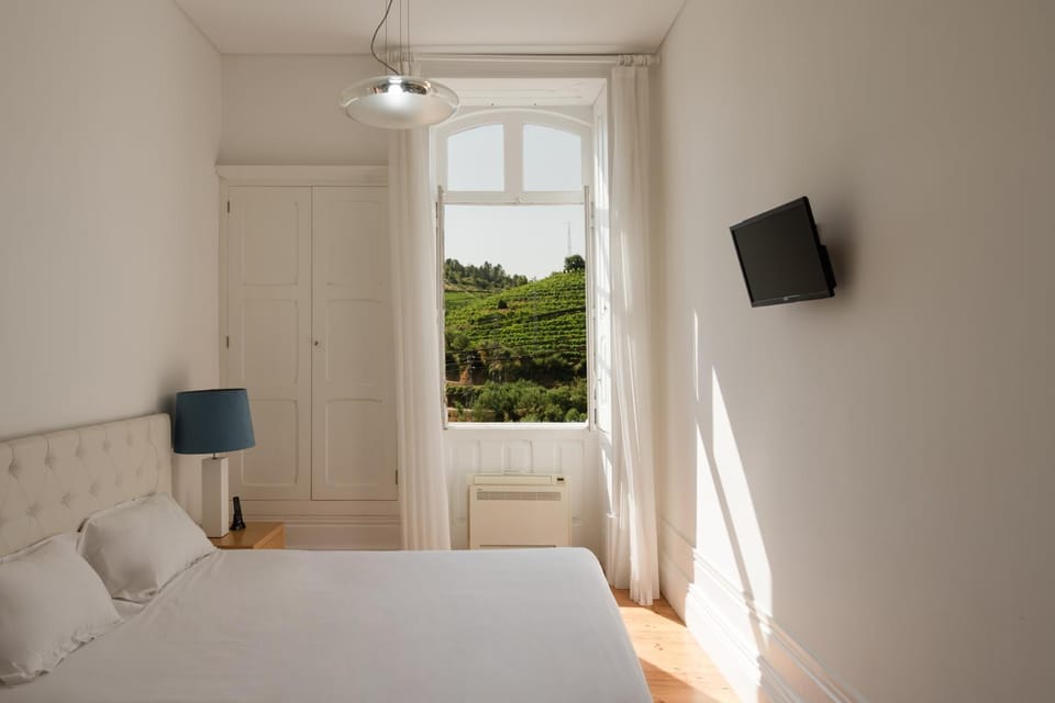 Casa de Cambres - by RowdHouses Country House in Vila Real District