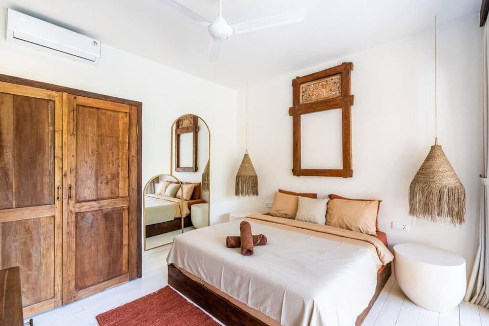 Bed, Bedroom, air conditioner