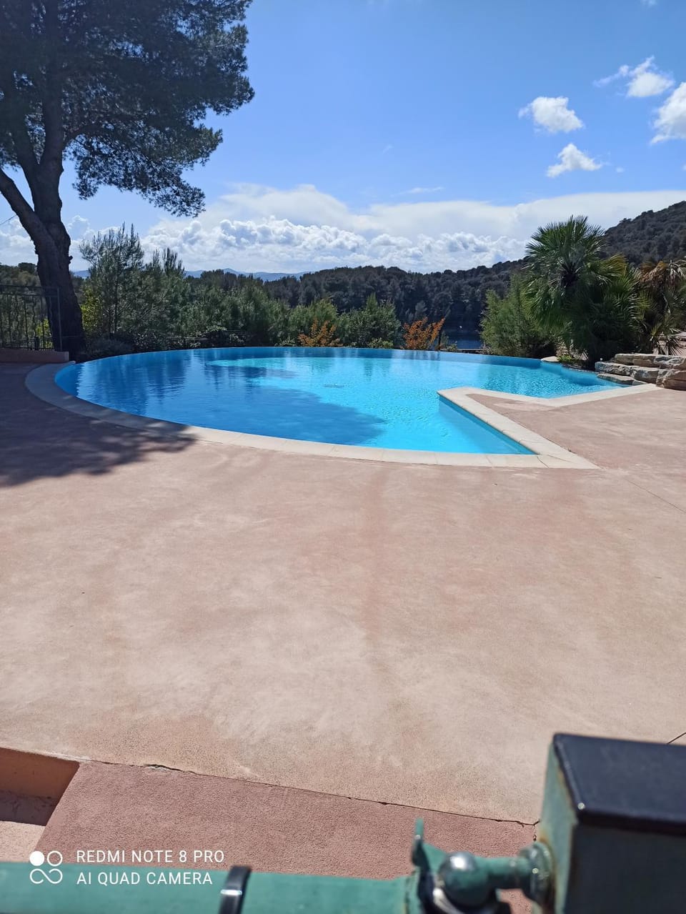 Swimming pool, sunbed