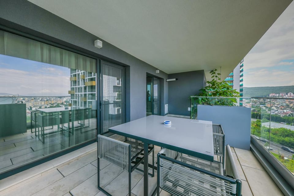 Balcony/Terrace, Seating area, Dining area