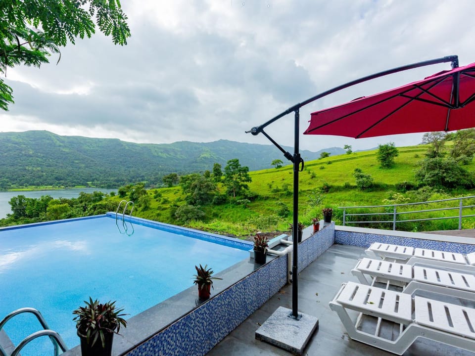 Natural landscape, Mountain view, Swimming pool