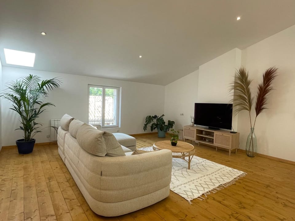 Appartement standing proche plage Apartment in Occitanie