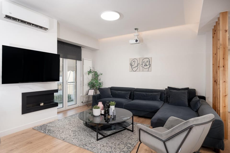TV and multimedia, Living room, air conditioner