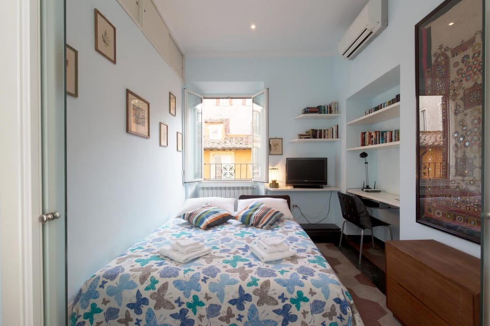 Bedroom, heating, air conditioner
