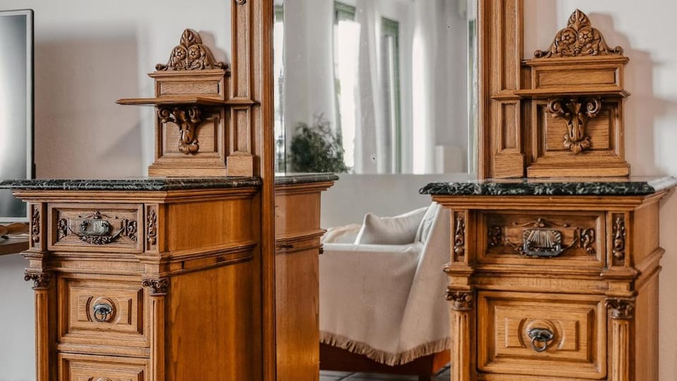 Living room, Decorative detail, Decorative detail, Seating area