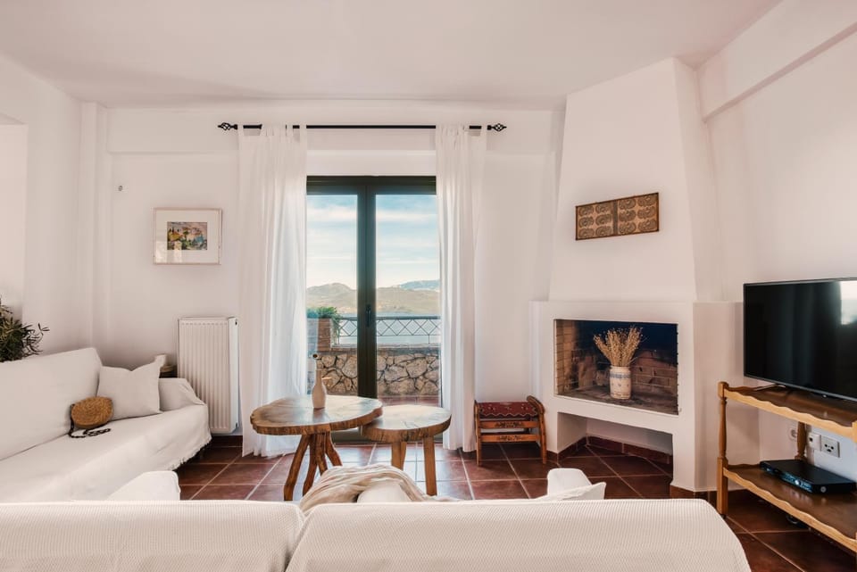 Living room, flat iron
