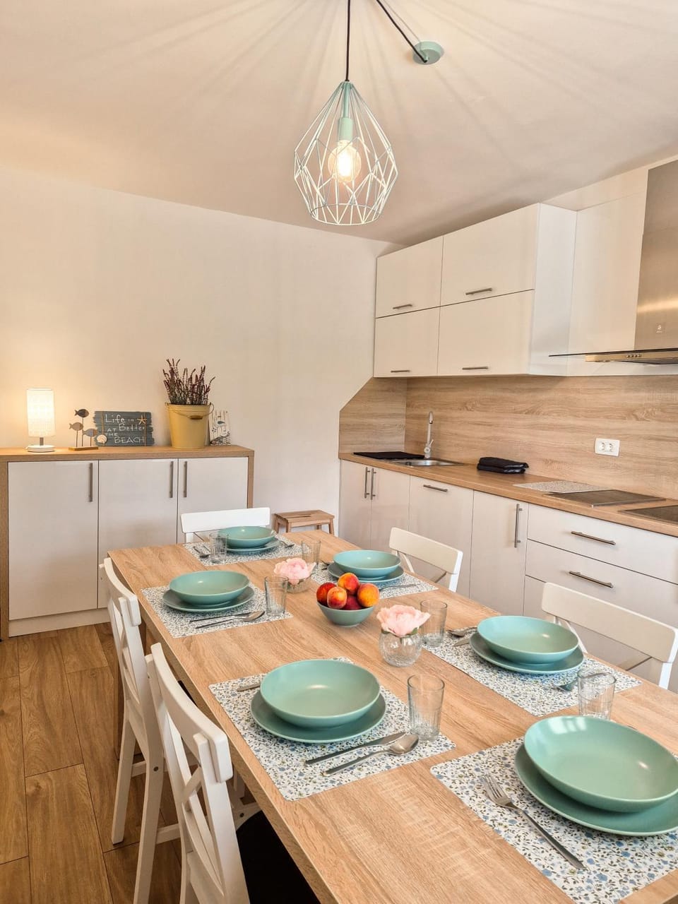 Kitchen or kitchenette, Kitchen or kitchenette, Dining area