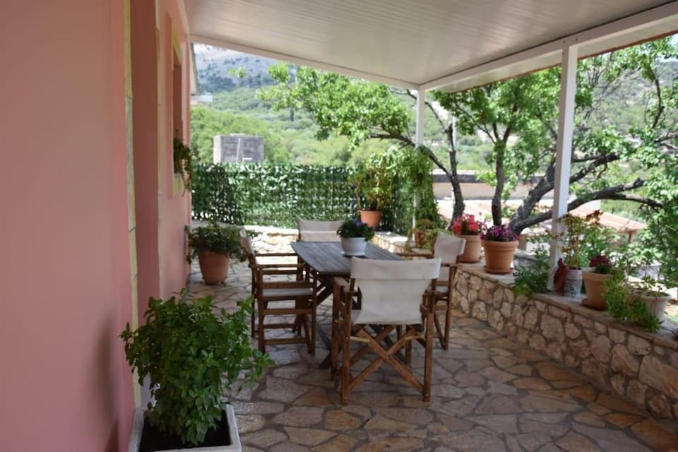 Balcony/Terrace, Garden view