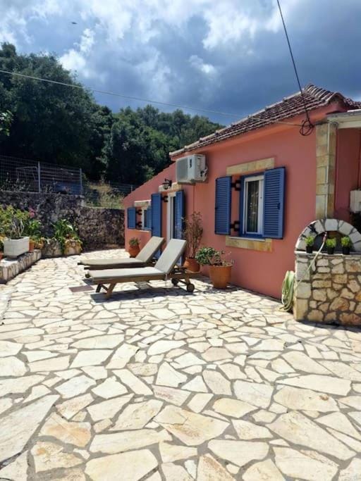 Property building, Natural landscape, sunbed