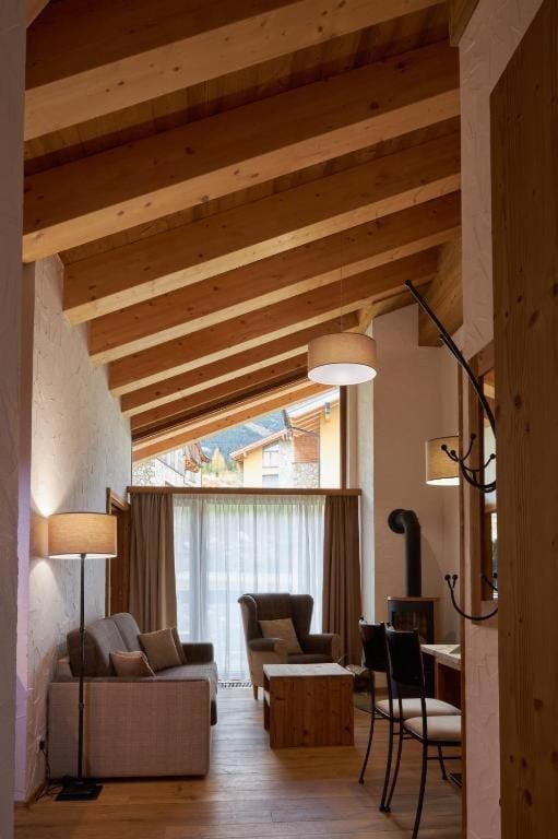 Chalets Jasná Centrum APT KROWKA - Free Jacuzzi & Sauna and Chopok view Apartment in Slovakia