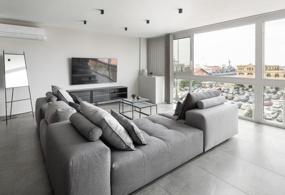 View (from property/room), Living room, Evening entertainment