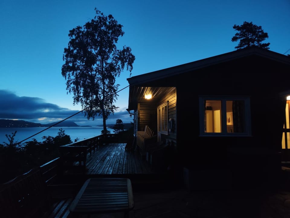 Property building, Night